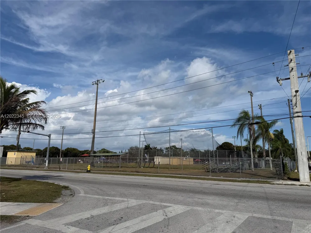 756 NW 5th St #0 Florida City, FL 33034