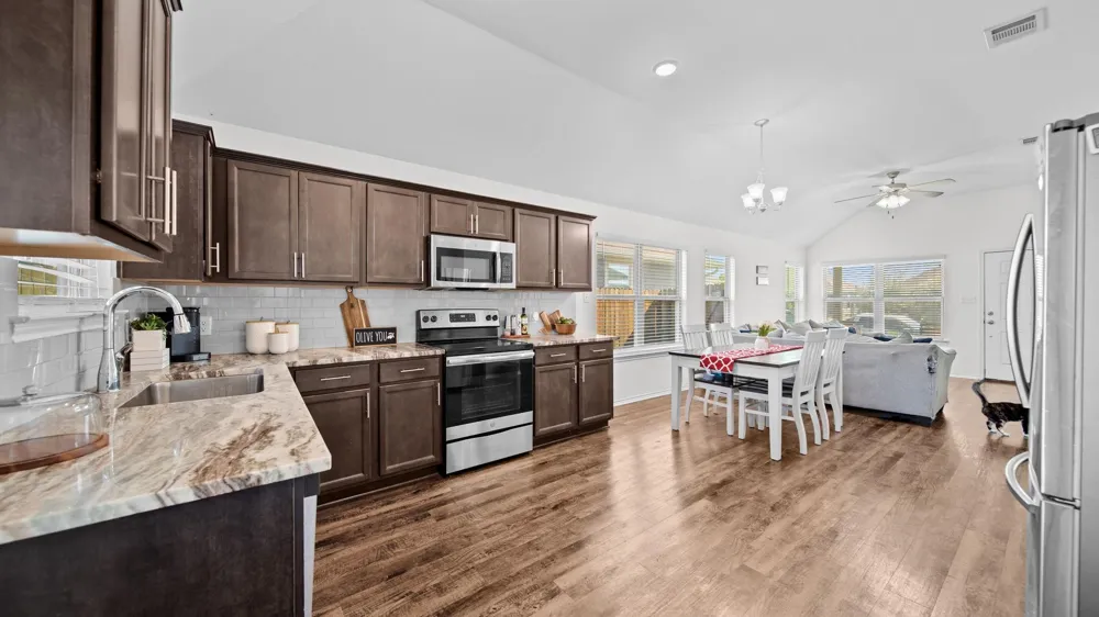 117 Dove Court Navasota, TX 77868