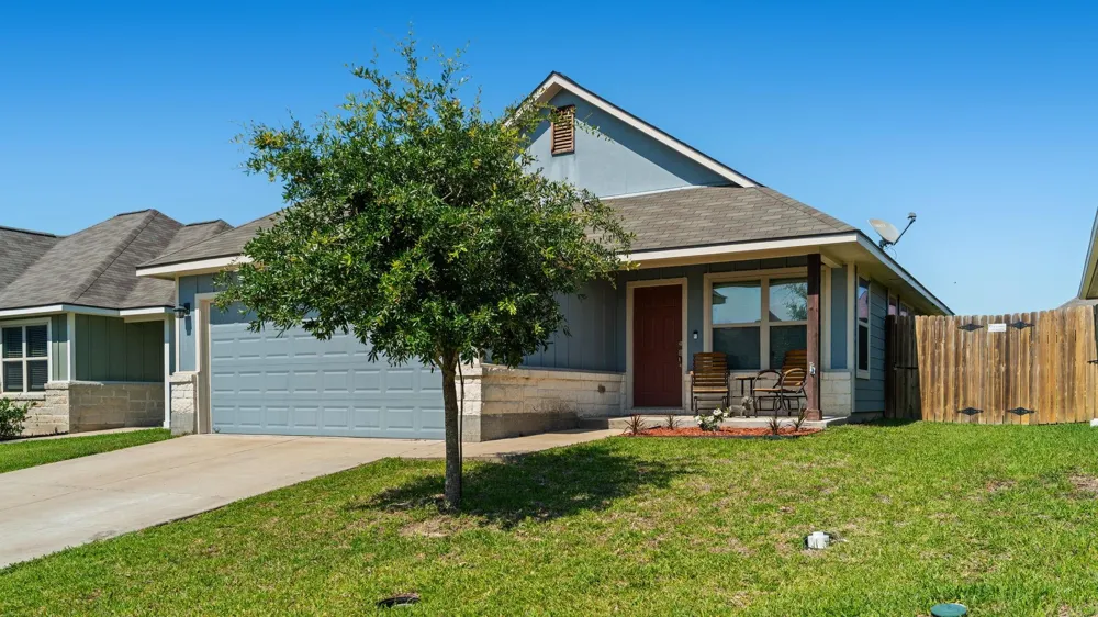 117 Dove Court Navasota, TX 77868