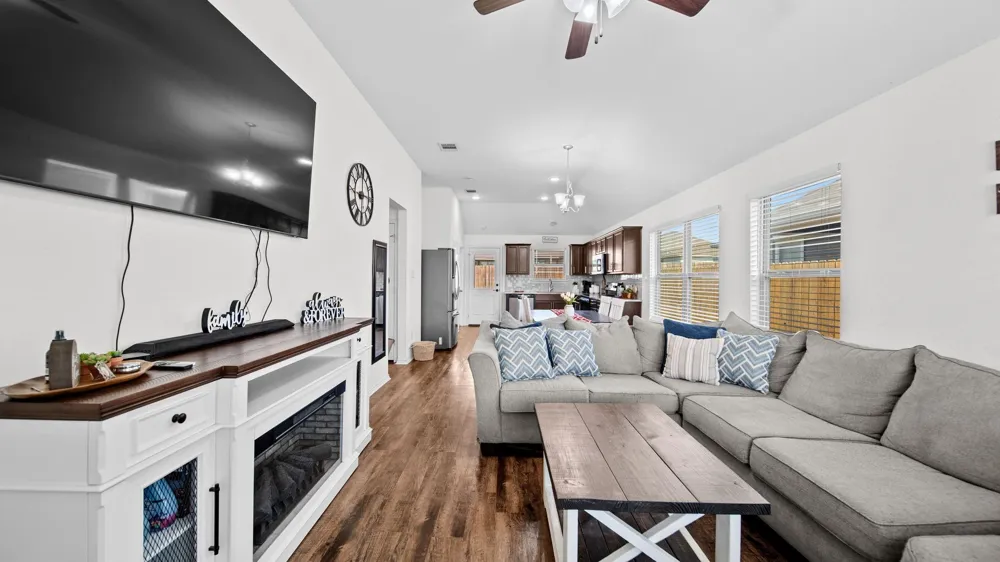 117 Dove Court Navasota, TX 77868