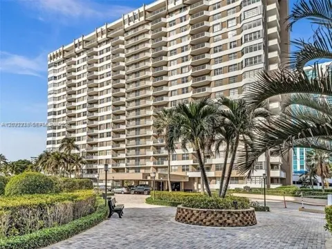 1965 S Ocean Dr #9K