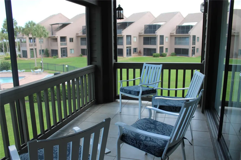 335 WINDRUSH LOOP #335 Tarpon Springs, FL 34689