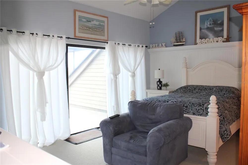 335 WINDRUSH LOOP #335 Tarpon Springs, FL 34689