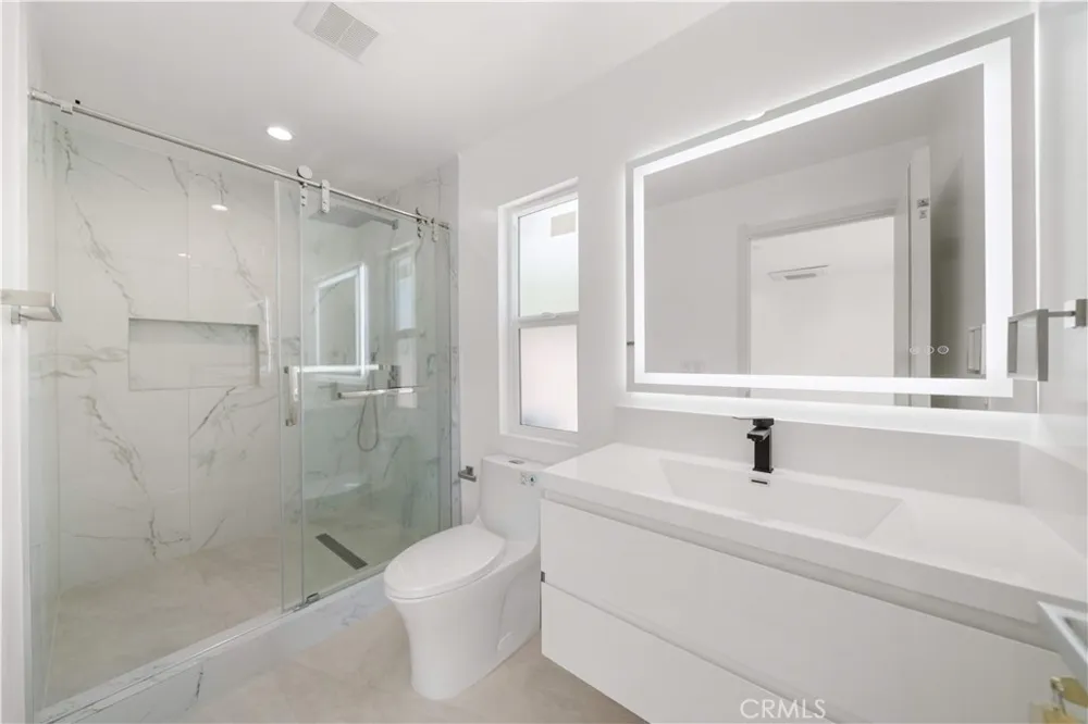 5191 E Lakeside Dr Palm Springs, CA 92264