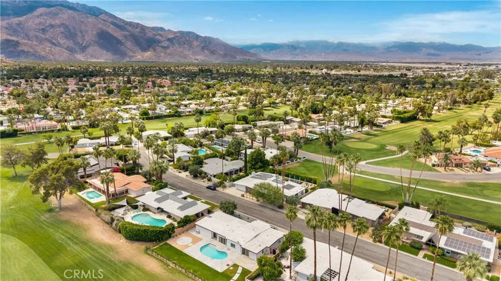 5191 E Lakeside Dr Palm Springs, CA 92264