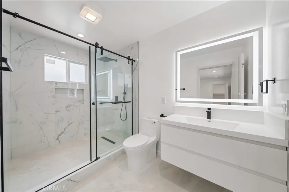 5191 E Lakeside Dr Palm Springs, CA 92264