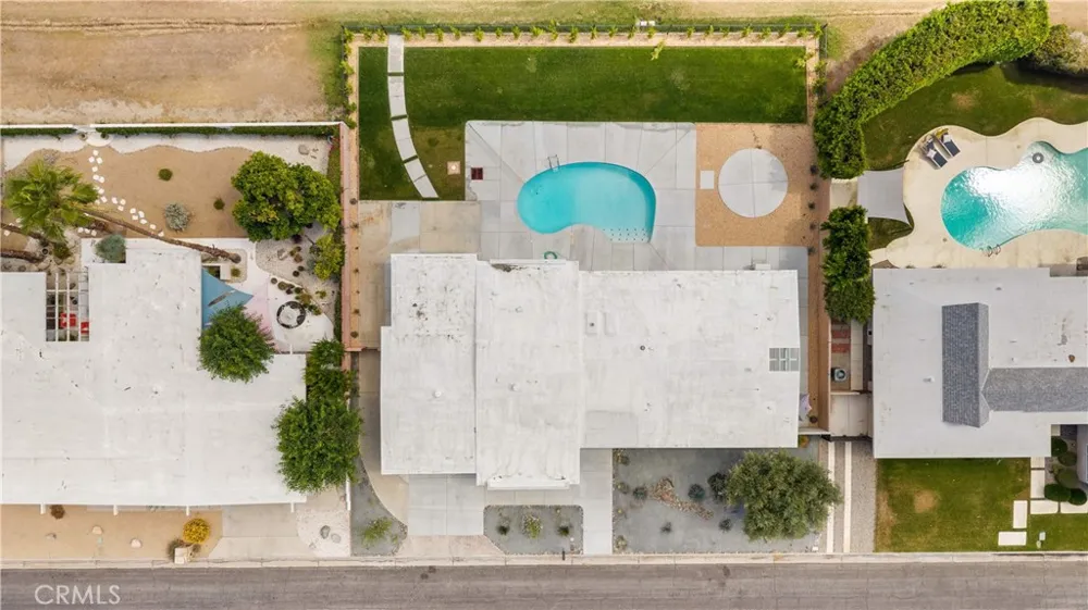 5191 E Lakeside Dr Palm Springs, CA 92264