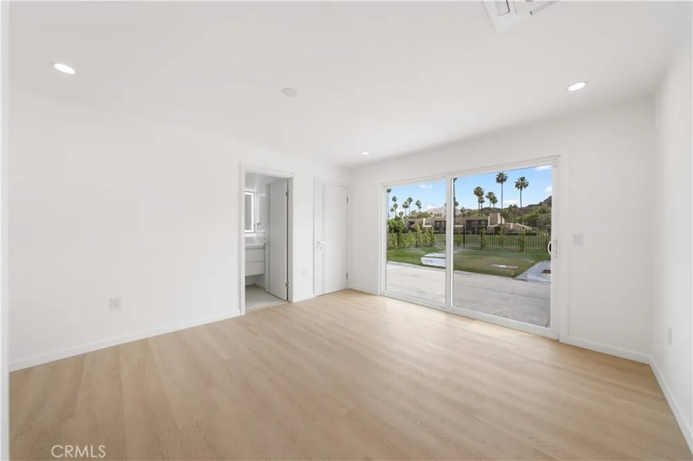 5191 E Lakeside Dr Palm Springs, CA 92264