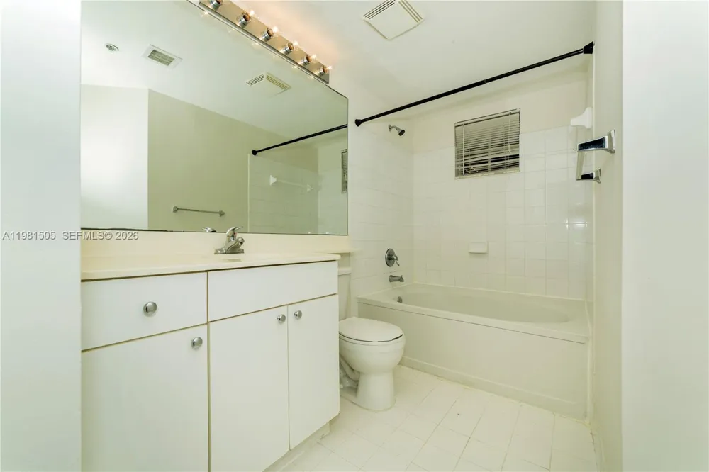 17145 Bay Rd #4203 Sunny Isles Beach, FL 33160