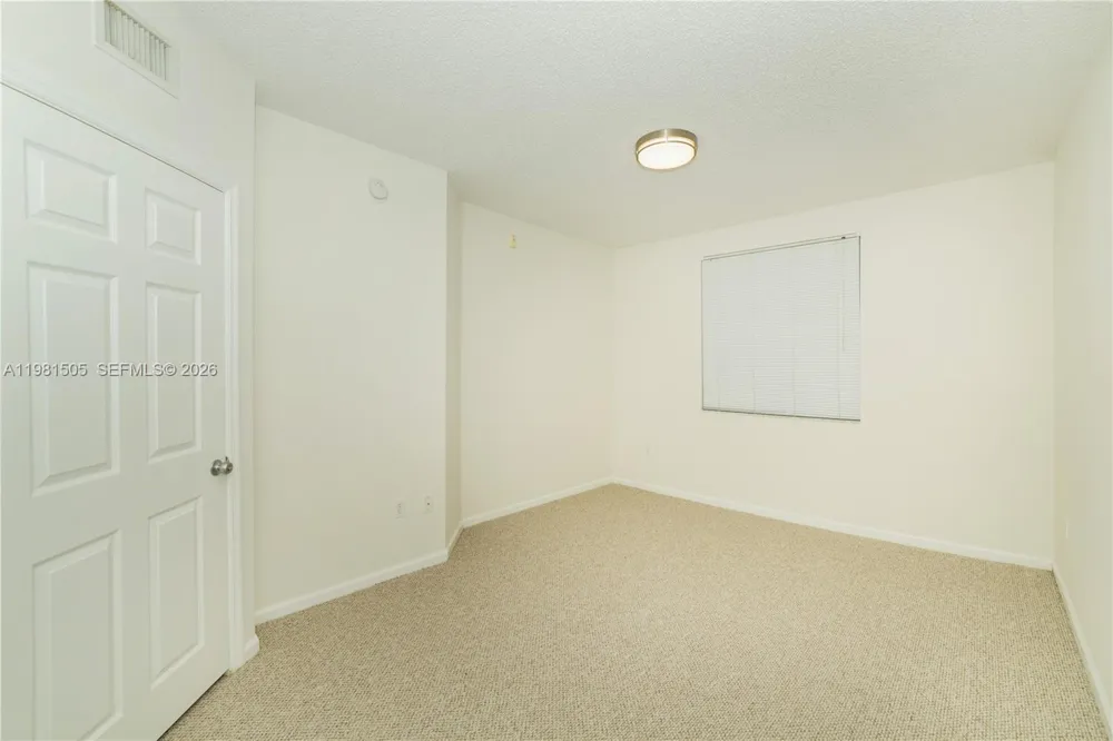 17145 Bay Rd #4203 Sunny Isles Beach, FL 33160