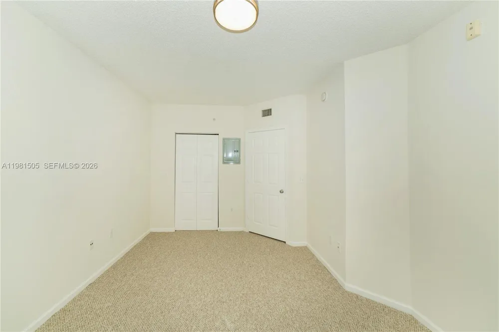 17145 Bay Rd #4203 Sunny Isles Beach, FL 33160
