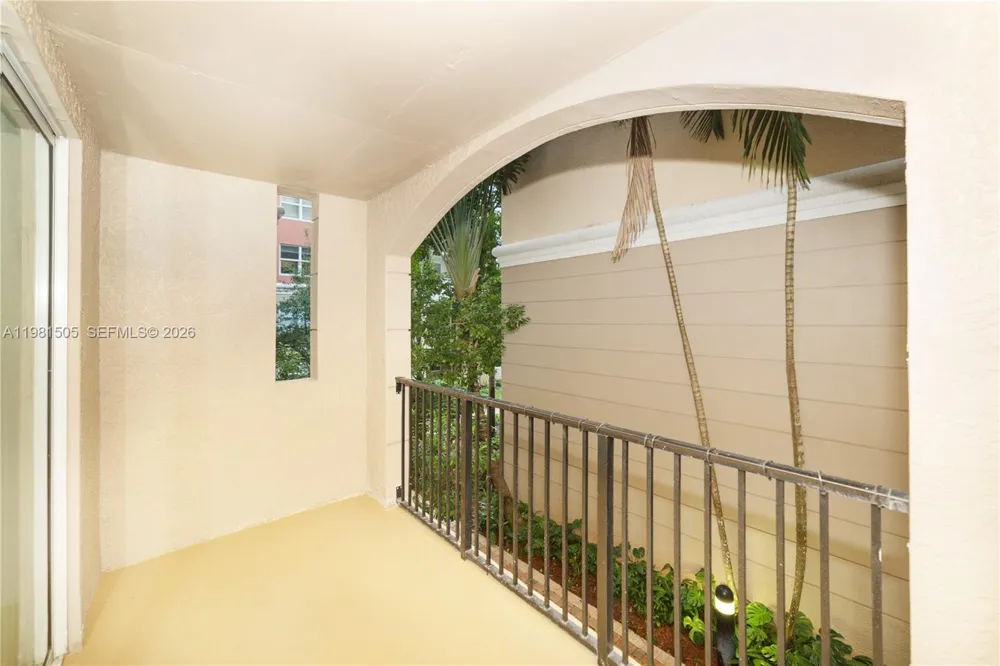 17145 Bay Rd #4203 Sunny Isles Beach, FL 33160