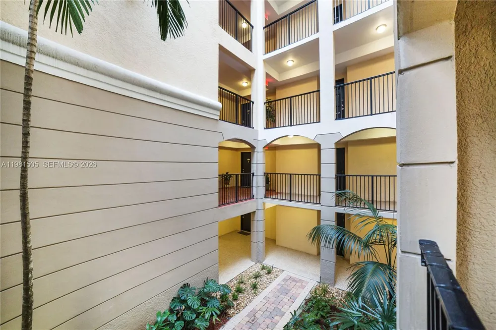 17145 Bay Rd #4203 Sunny Isles Beach, FL 33160