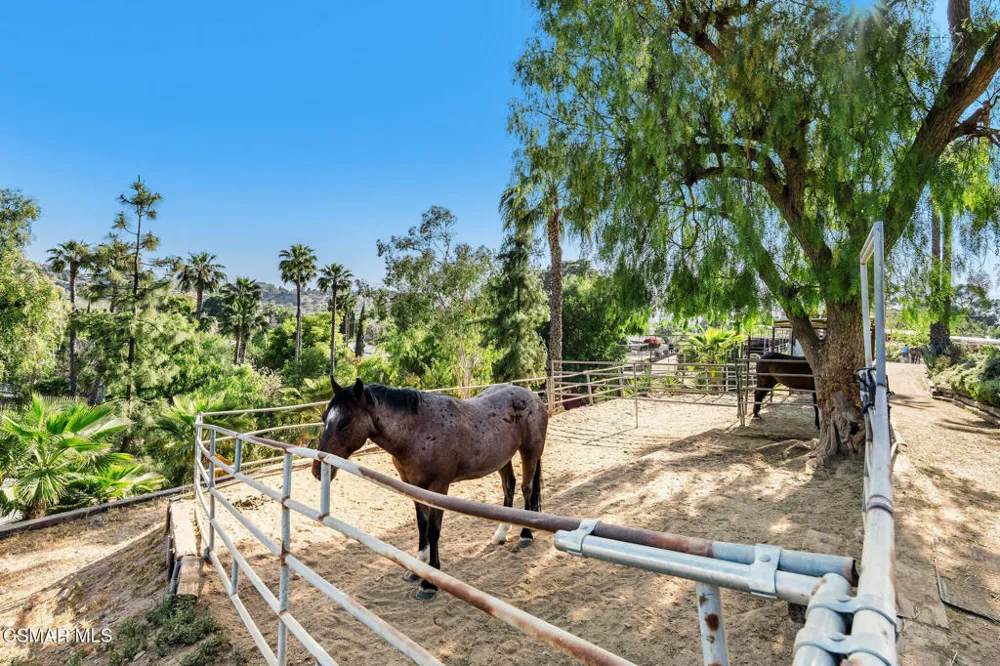11270 Dominica Avenue Lakeview Terrace, CA 91342