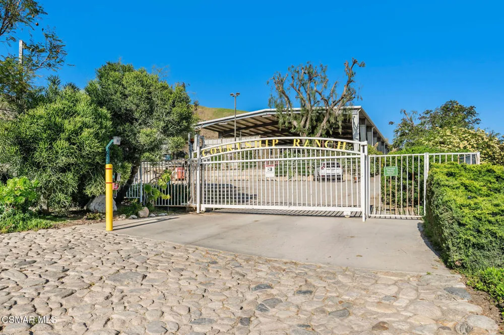 11270 Dominica Avenue Lakeview Terrace, CA 91342