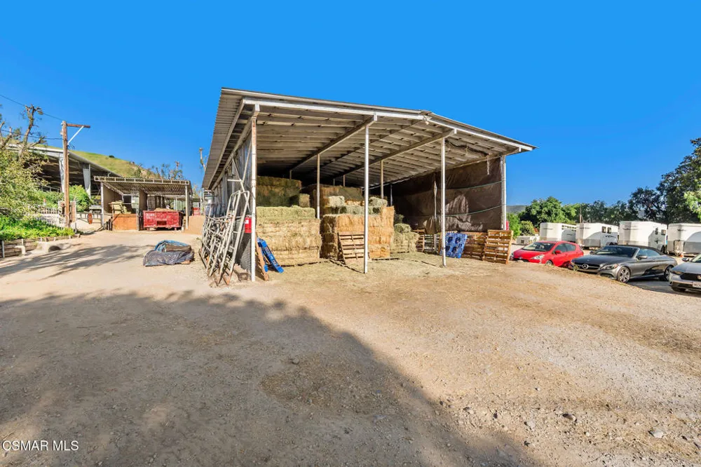 11270 Dominica Avenue Lakeview Terrace, CA 91342