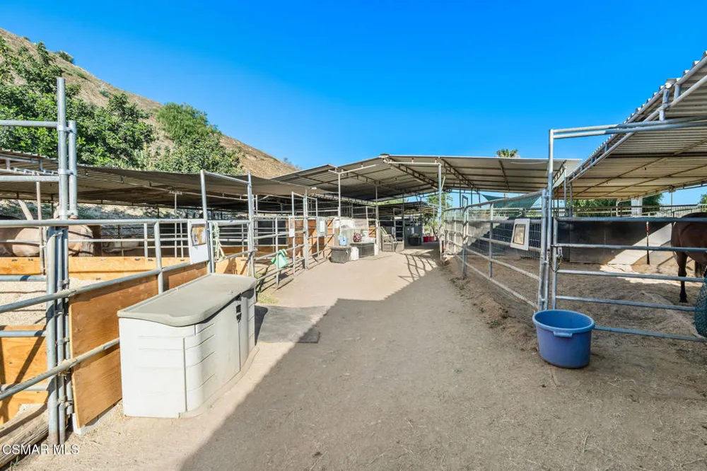 11270 Dominica Avenue Lakeview Terrace, CA 91342