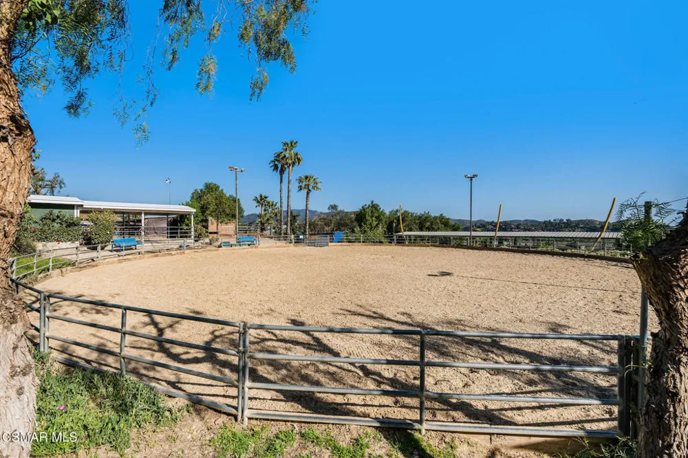 11270 Dominica Avenue Lakeview Terrace, CA 91342