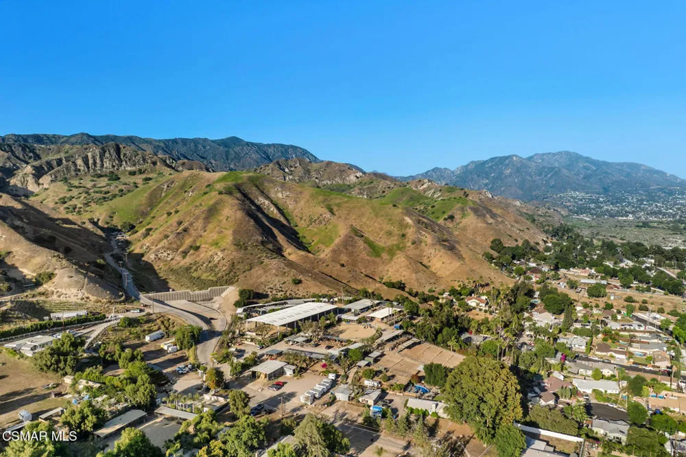 11270 Dominica Avenue Lakeview Terrace, CA 91342