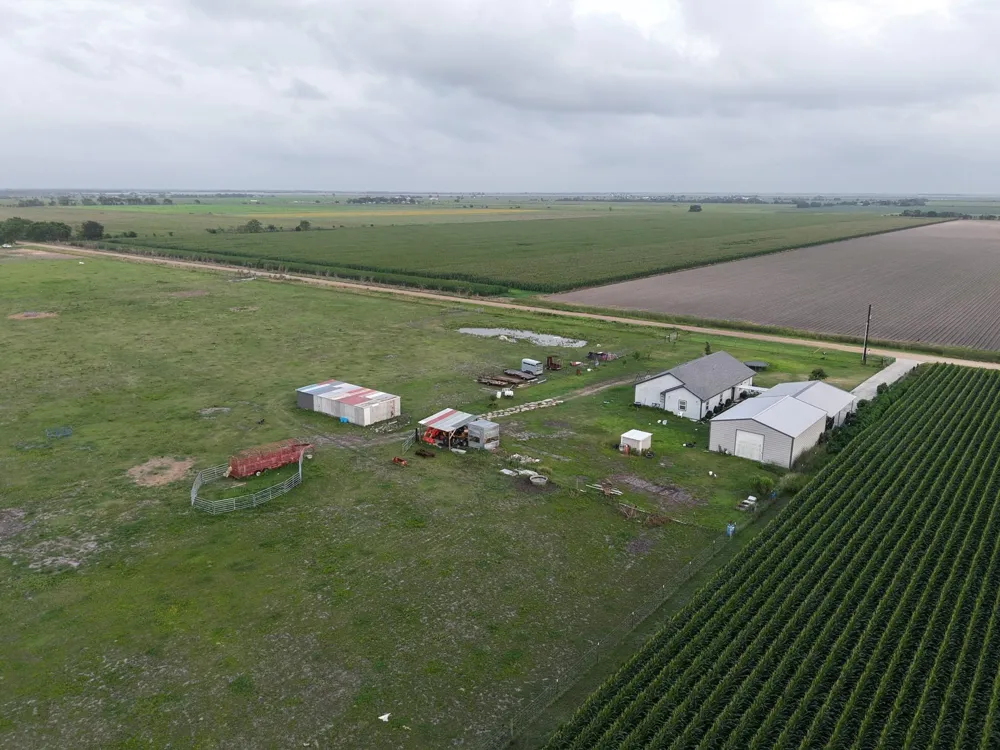 928 County Road 316 Louise, TX 77455