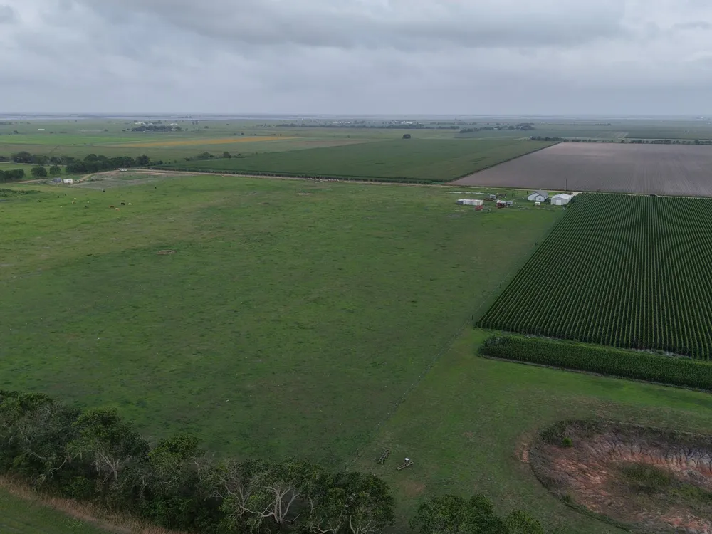 928 County Road 316 Louise, TX 77455
