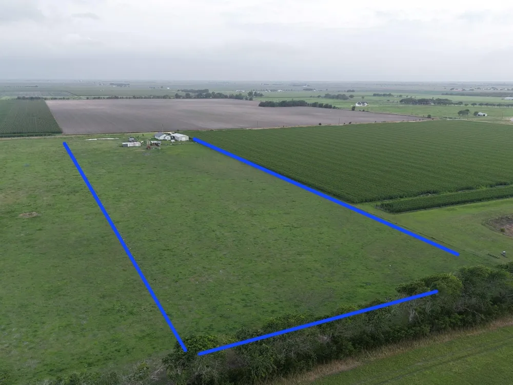 928 County Road 316 Louise, TX 77455