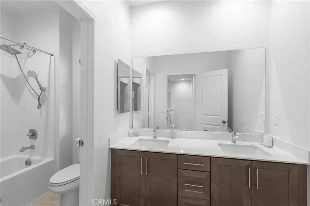 31960 Chagall Way Yucaipa, CA 92399