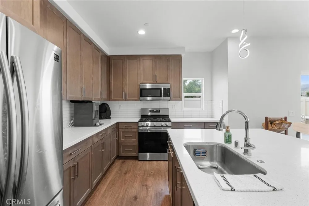 31960 Chagall Way Yucaipa, CA 92399