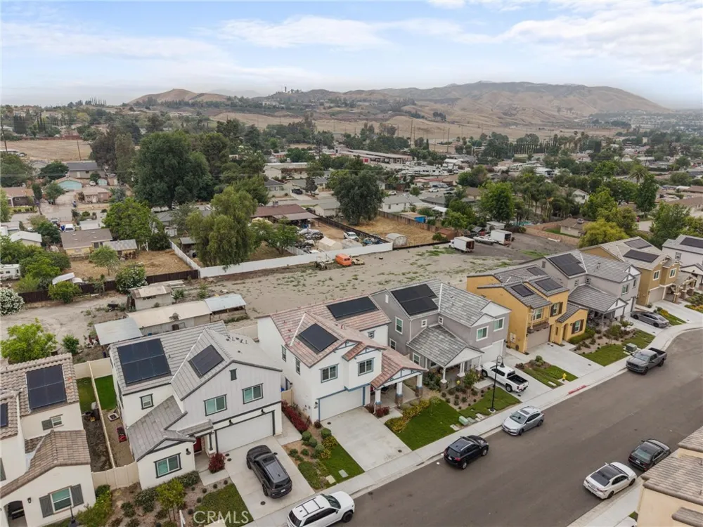 31960 Chagall Way Yucaipa, CA 92399