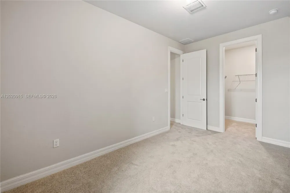 4488 E Appleton Cir E Oakland Park, FL 33309
