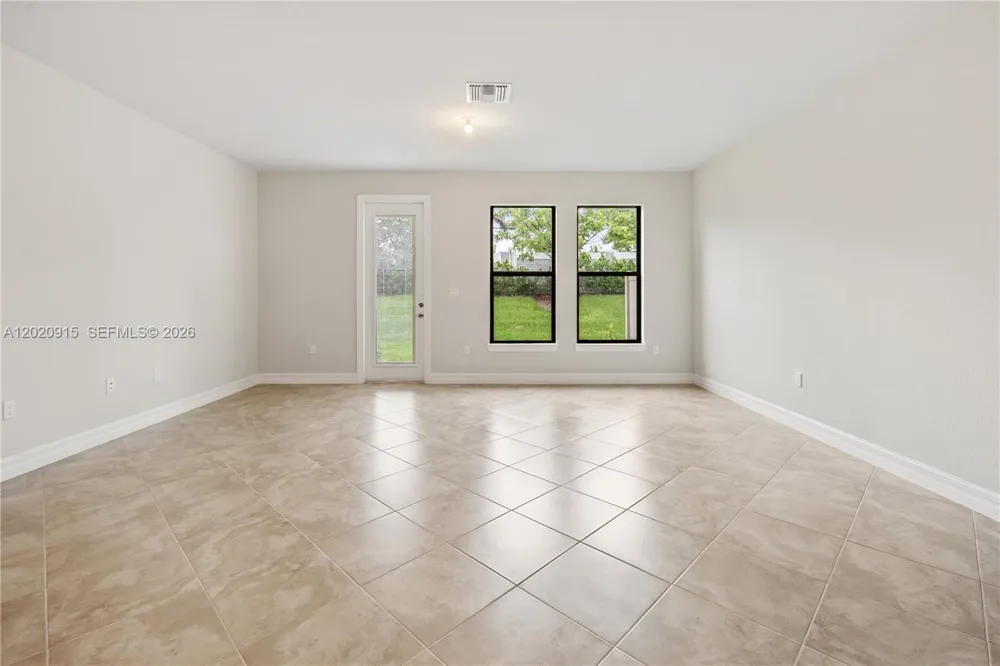4488 E Appleton Cir E Oakland Park, FL 33309