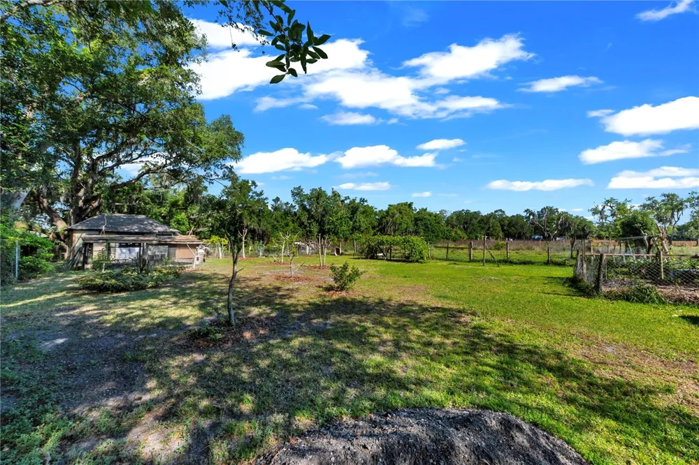 13610 ACKER ROAD Dover, FL 33527