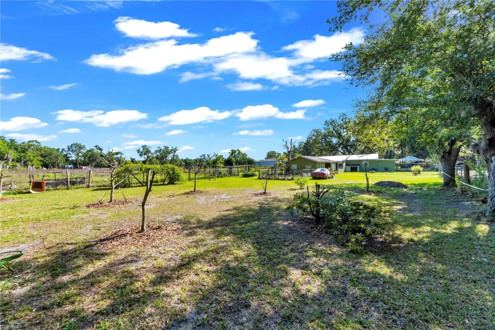 13610 ACKER ROAD Dover, FL 33527