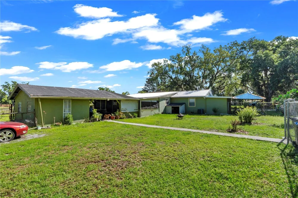 13610 ACKER ROAD Dover, FL 33527