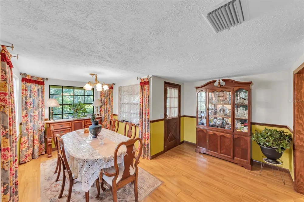 13610 ACKER ROAD Dover, FL 33527