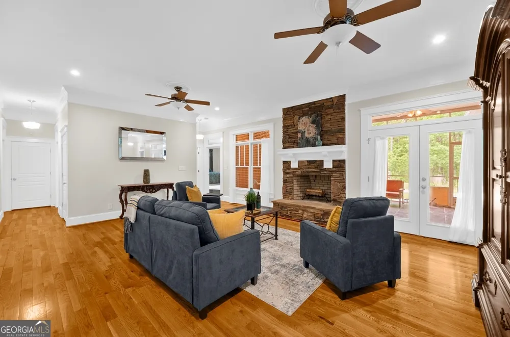 11905 Hutcheson Ferry RD Chattahoochee Hills, GA 30268