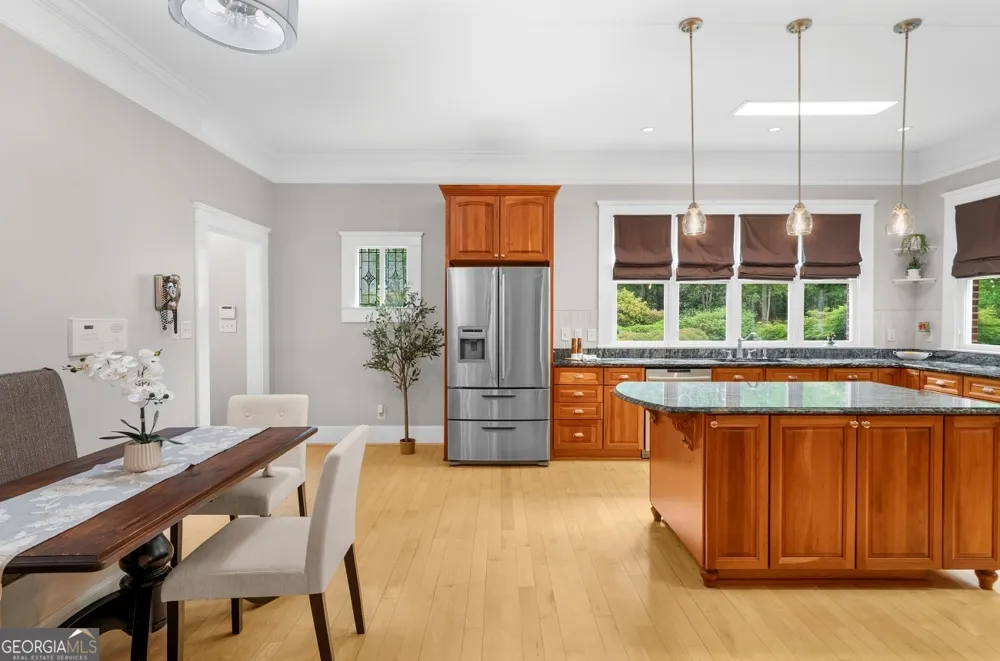 11905 Hutcheson Ferry RD Chattahoochee Hills, GA 30268