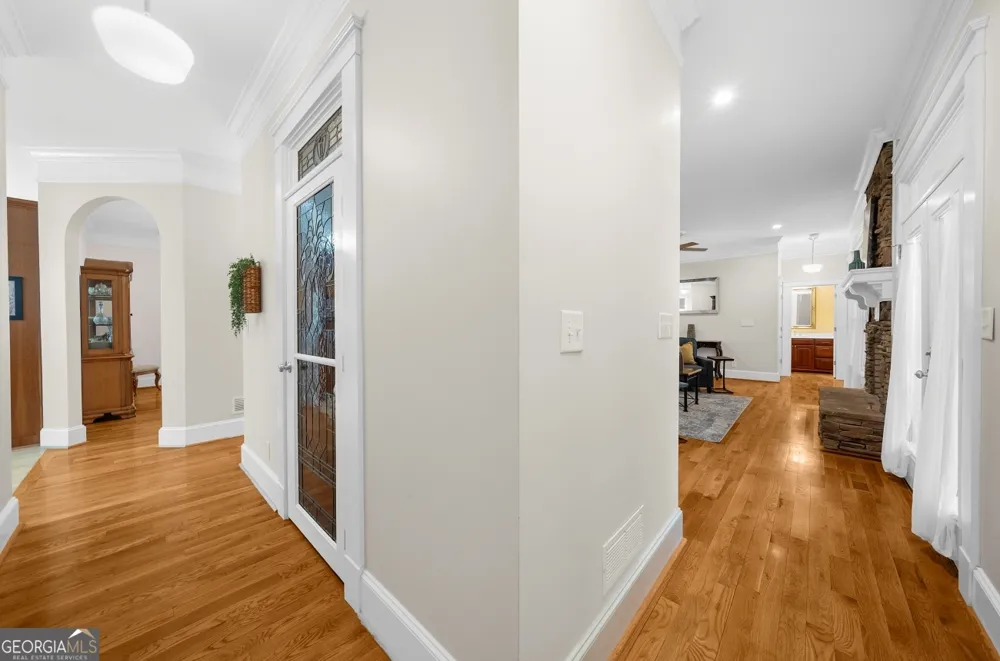 11905 Hutcheson Ferry RD Chattahoochee Hills, GA 30268