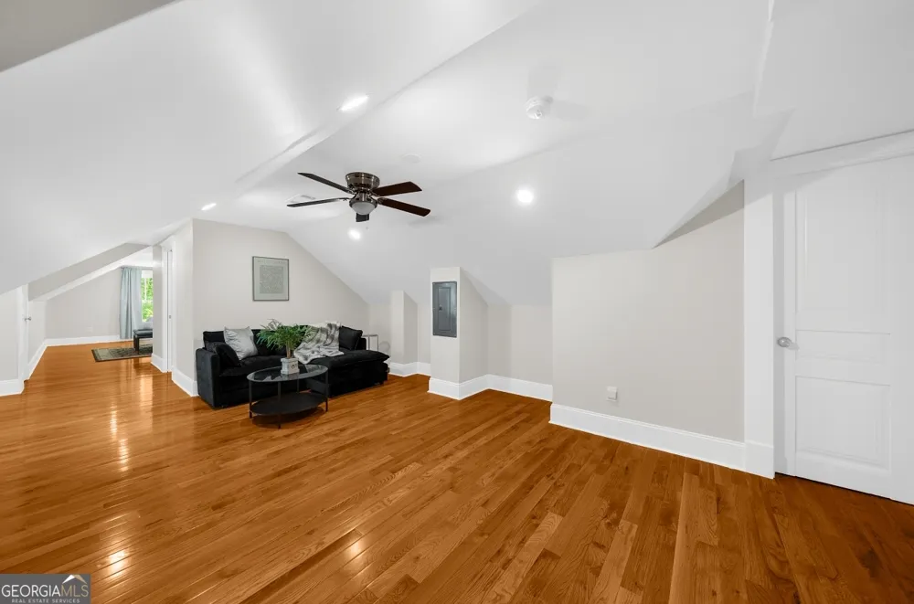 11905 Hutcheson Ferry RD Chattahoochee Hills, GA 30268