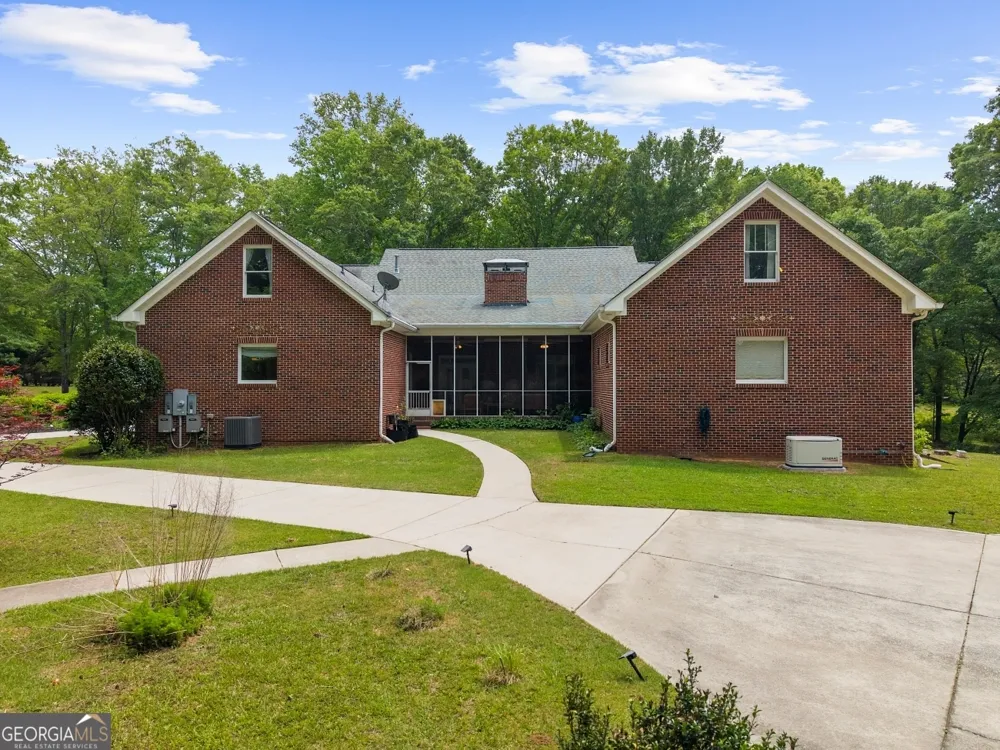 11905 Hutcheson Ferry RD Chattahoochee Hills, GA 30268