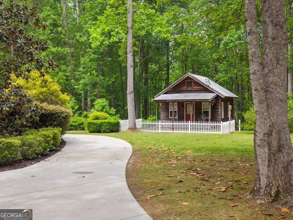 11905 Hutcheson Ferry RD Chattahoochee Hills, GA 30268
