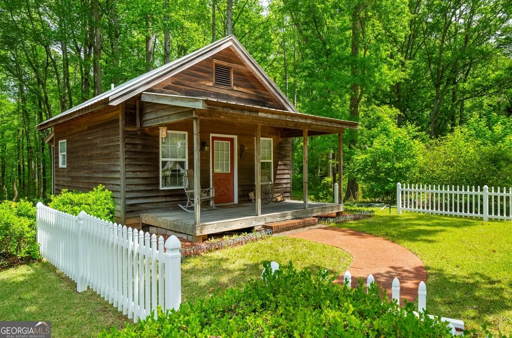 11905 Hutcheson Ferry RD Chattahoochee Hills, GA 30268