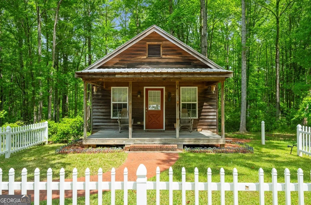 11905 Hutcheson Ferry RD Chattahoochee Hills, GA 30268
