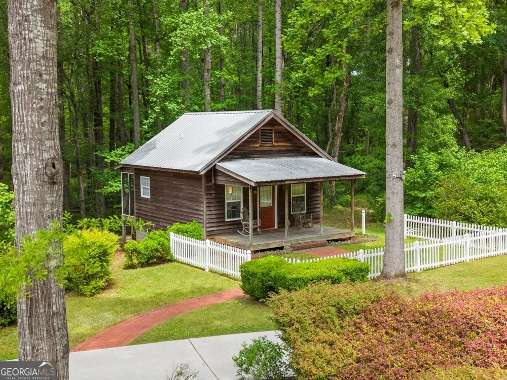11905 Hutcheson Ferry RD Chattahoochee Hills, GA 30268