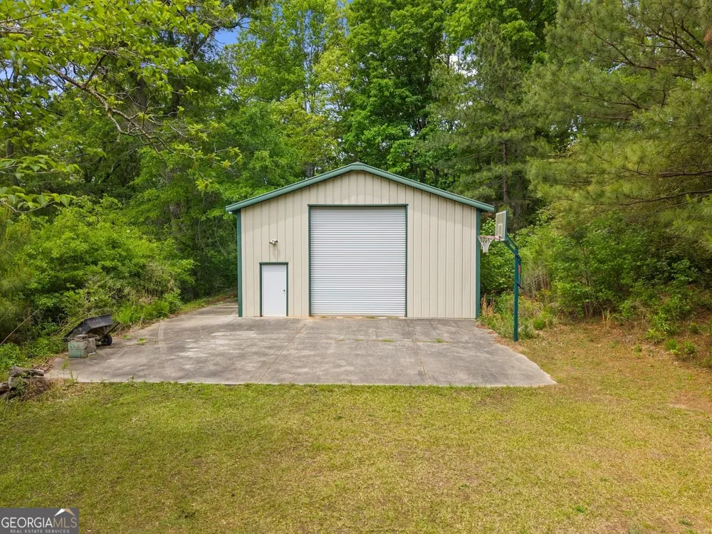 11905 Hutcheson Ferry RD Chattahoochee Hills, GA 30268