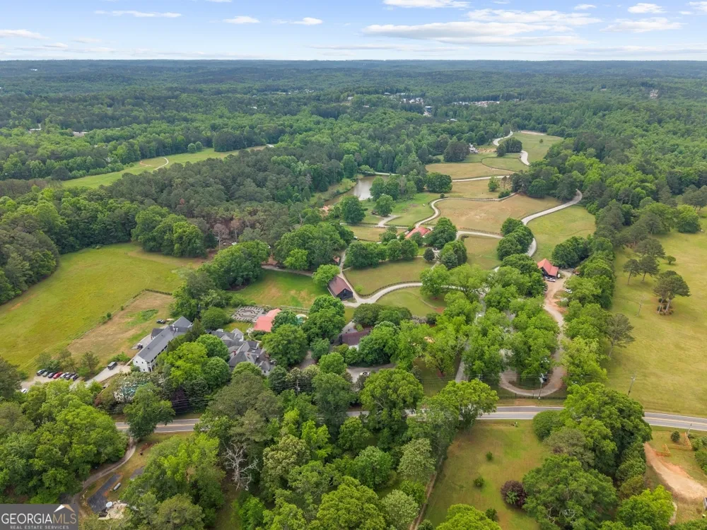 11905 Hutcheson Ferry RD Chattahoochee Hills, GA 30268