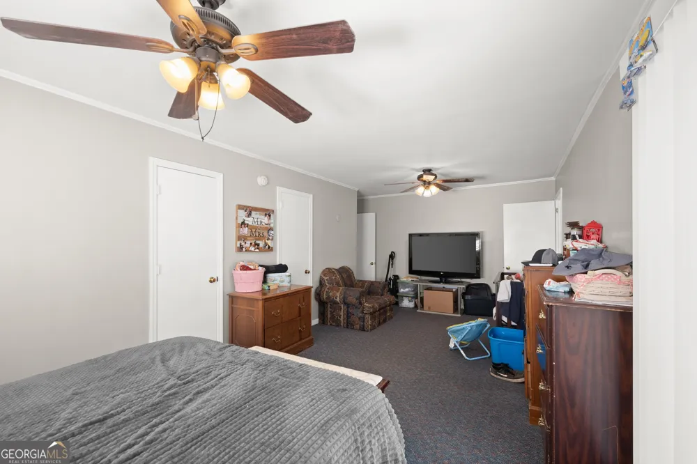 148 Moreland AVE Toccoa, GA 30577