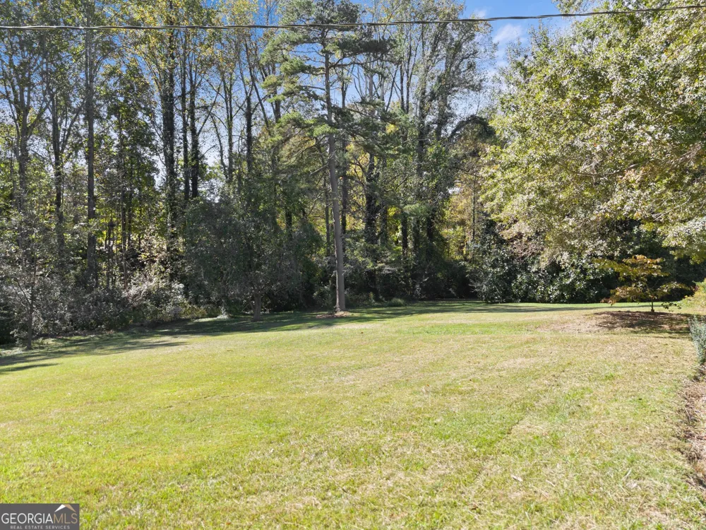 148 Moreland AVE Toccoa, GA 30577