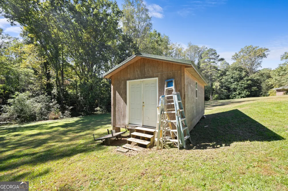 148 Moreland AVE Toccoa, GA 30577