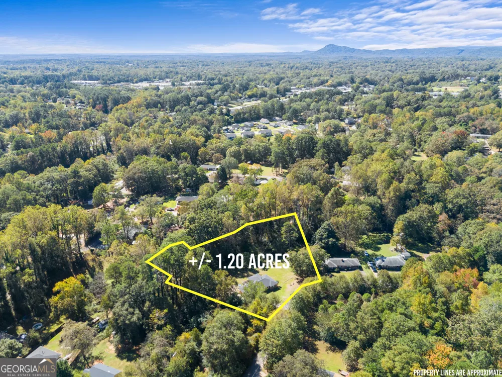 148 Moreland AVE Toccoa, GA 30577